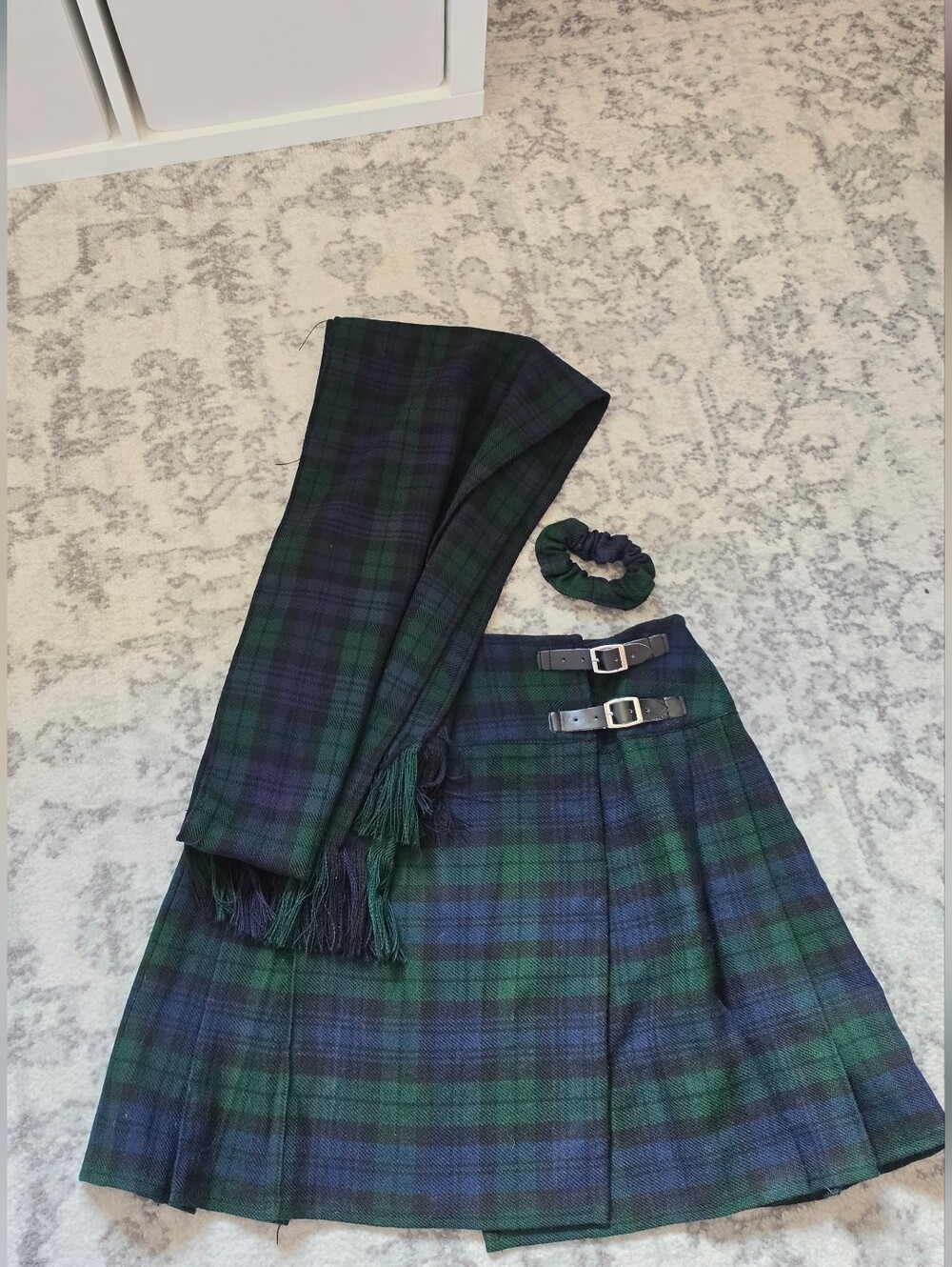Kilt, Scarft And Hairtie Set In Green & Navy Plaid
